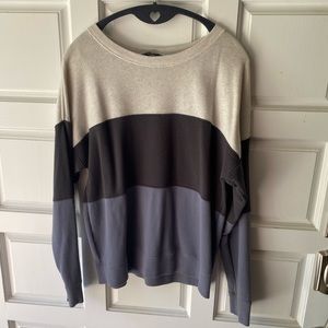 Tri color Abercrombie sweatshirt